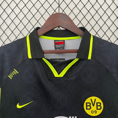 Retro Dortmund 96/97 Away Kit