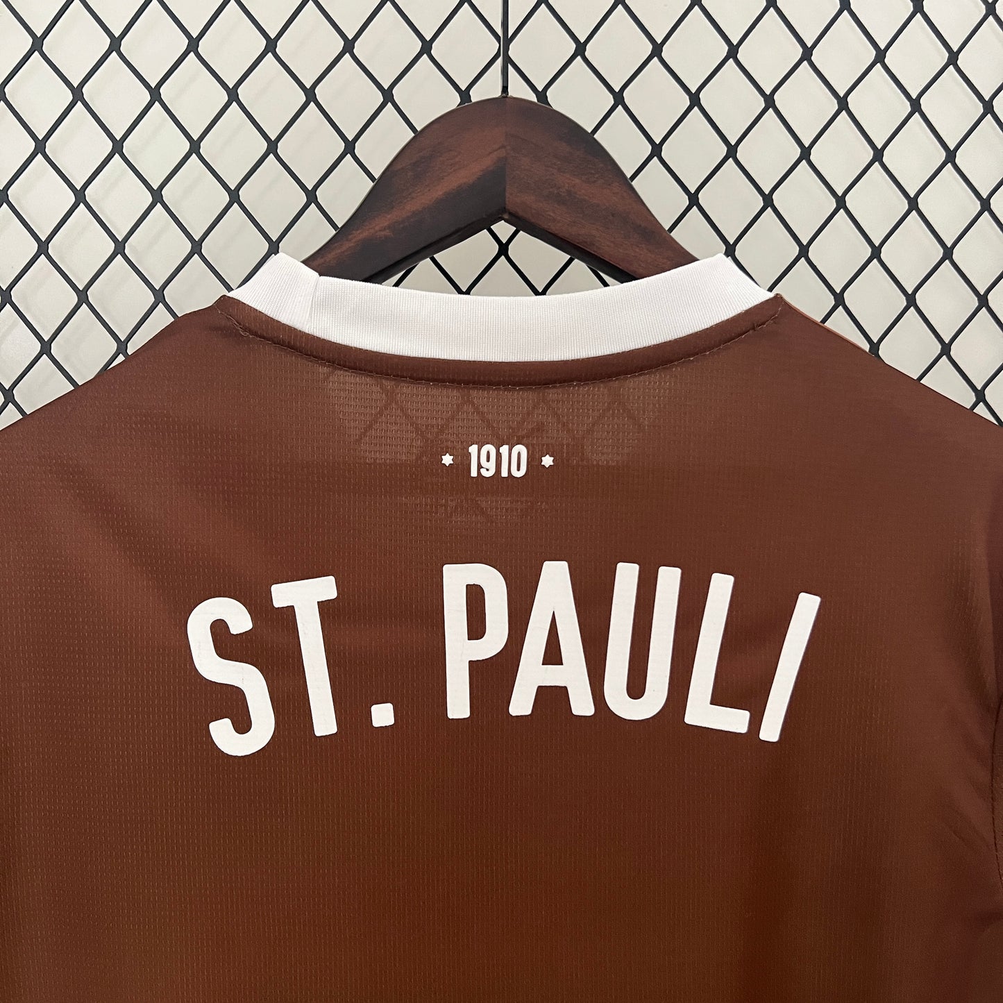 24/25 St. Pauli Home Kit