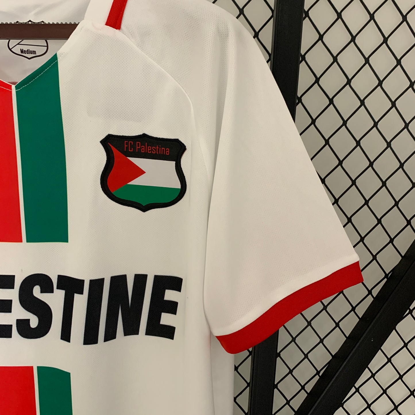 23/24 Bianco palestinese 