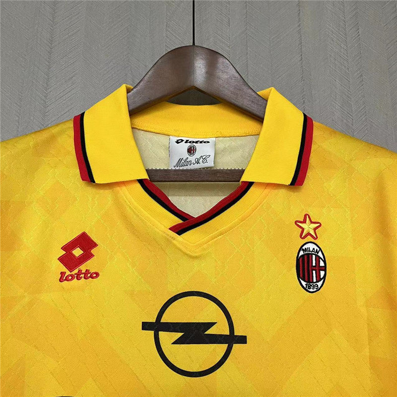 Retro AC Milan 1995-96 IIII Jerseys Kit