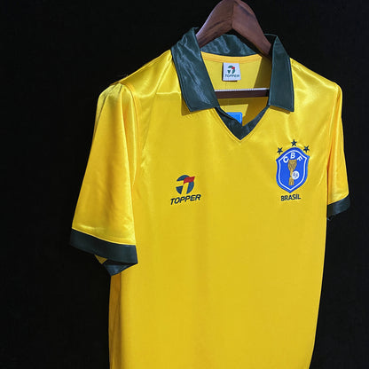 Retro 1985 Brazil Home Kit