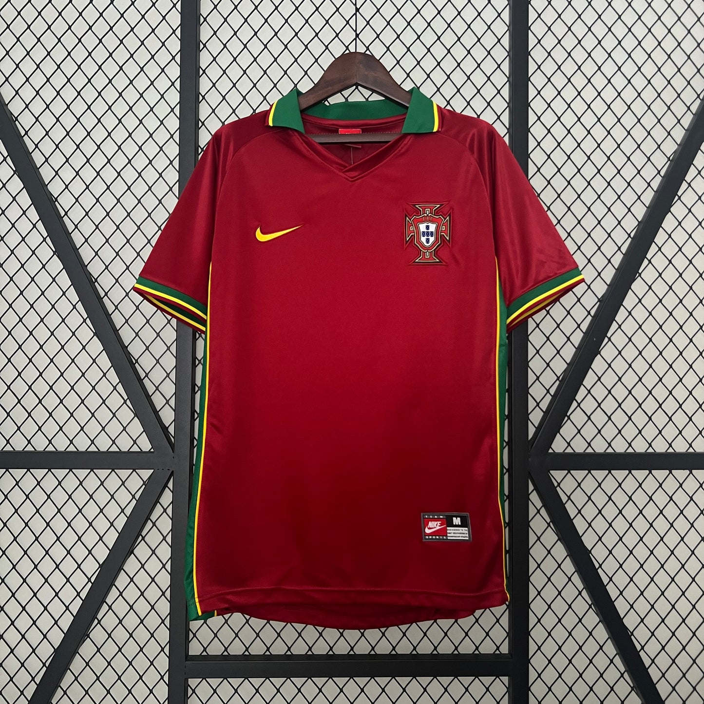 Retro Portugal 97/98 Home Kit