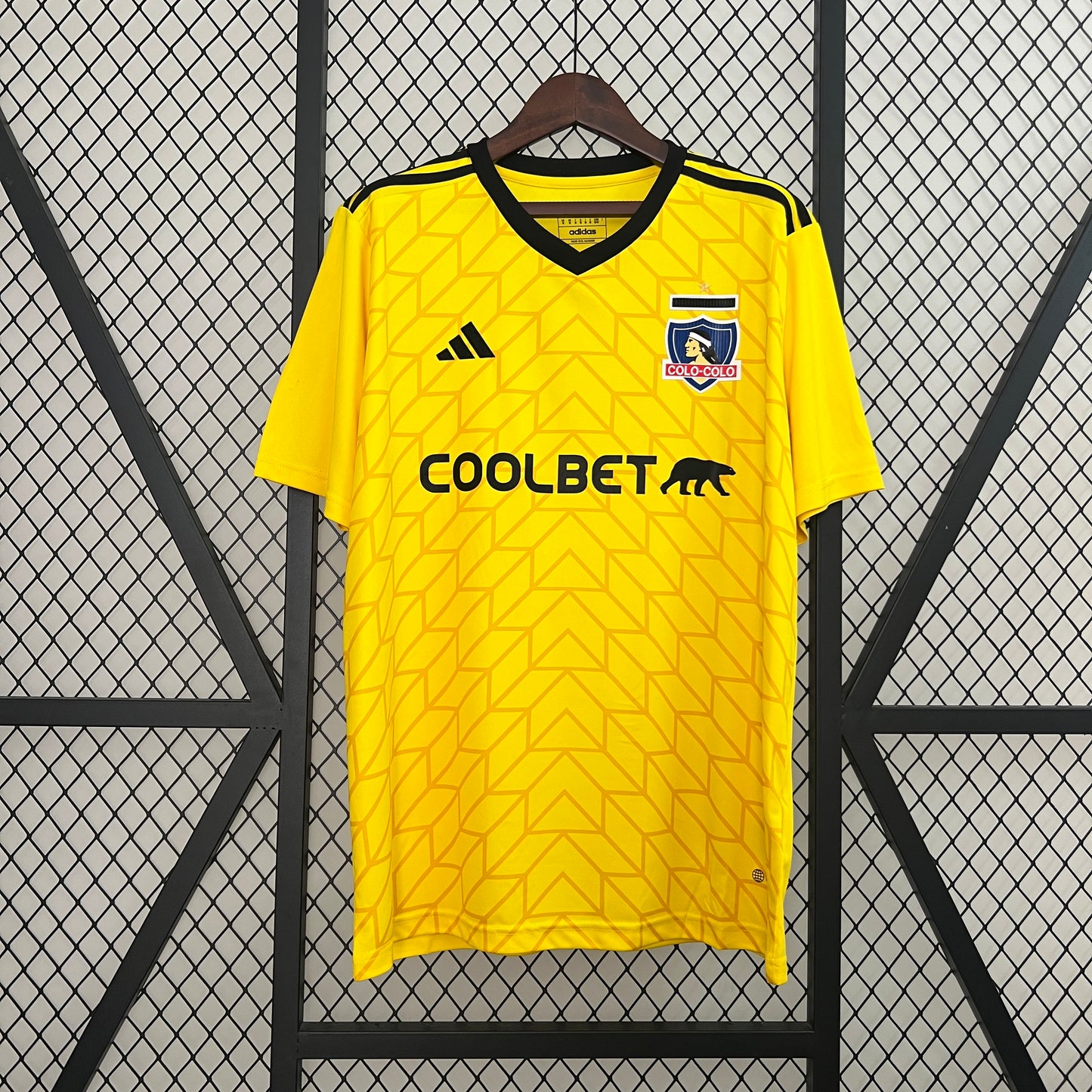 24/25 Colo Colo Goalkeeper Yellow Kit