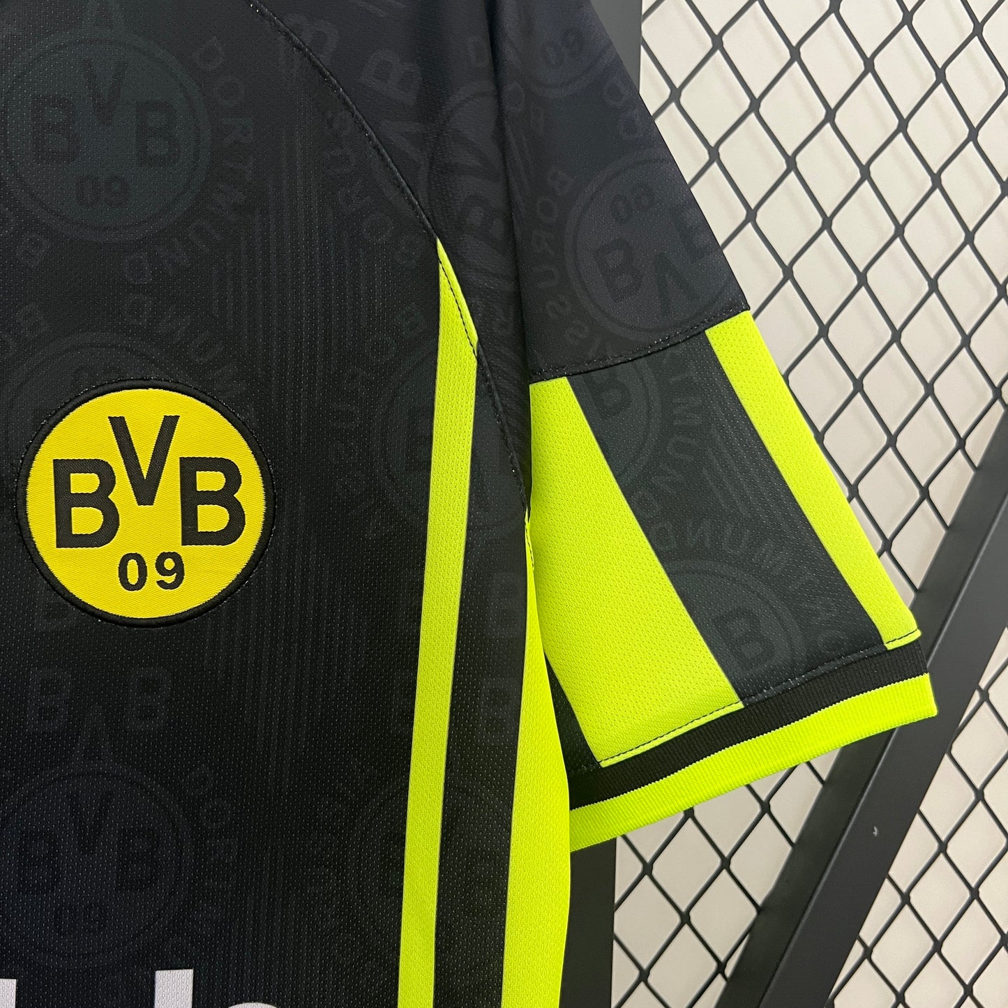 Retro Dortmund 96/97 Away Kit