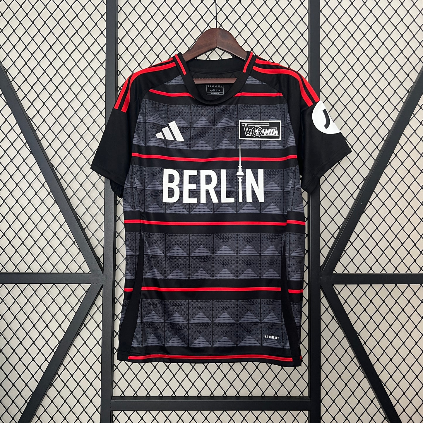 24/25 Union Berlin Away Kit