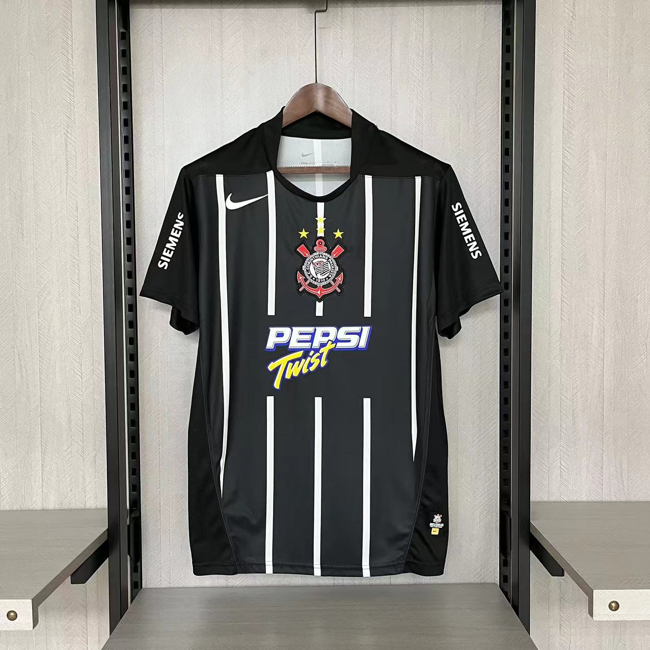 Retro Corinthians 2004 Away Jerseys Kit