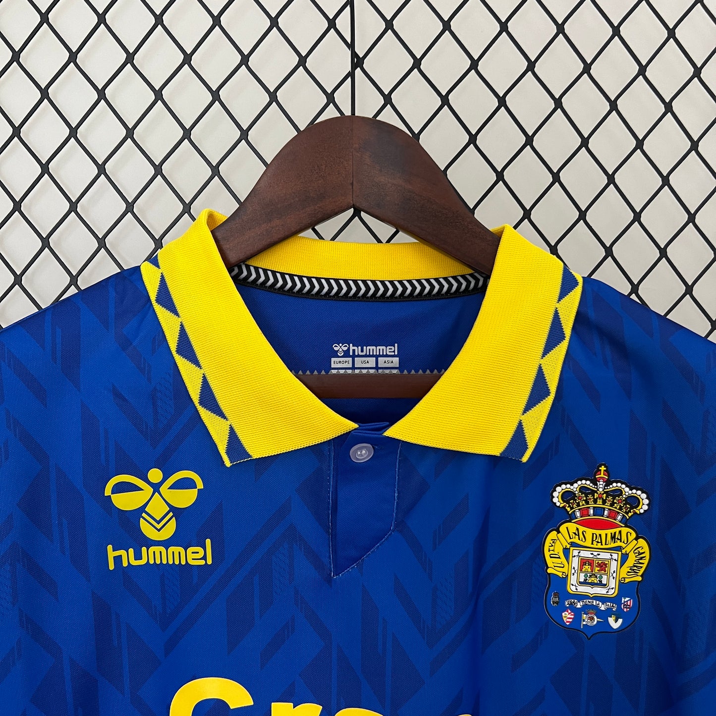 24/25 Las Palmas Away Kit