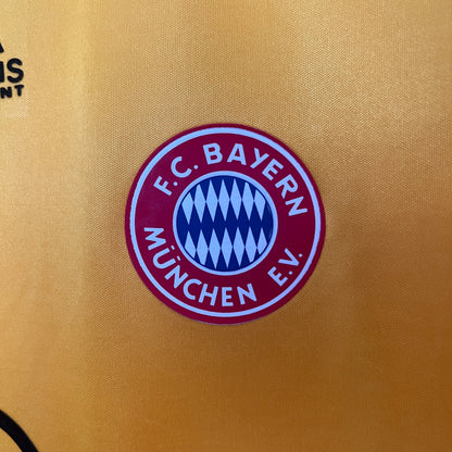 Retro Bayern Munich 93/95 Away Kit