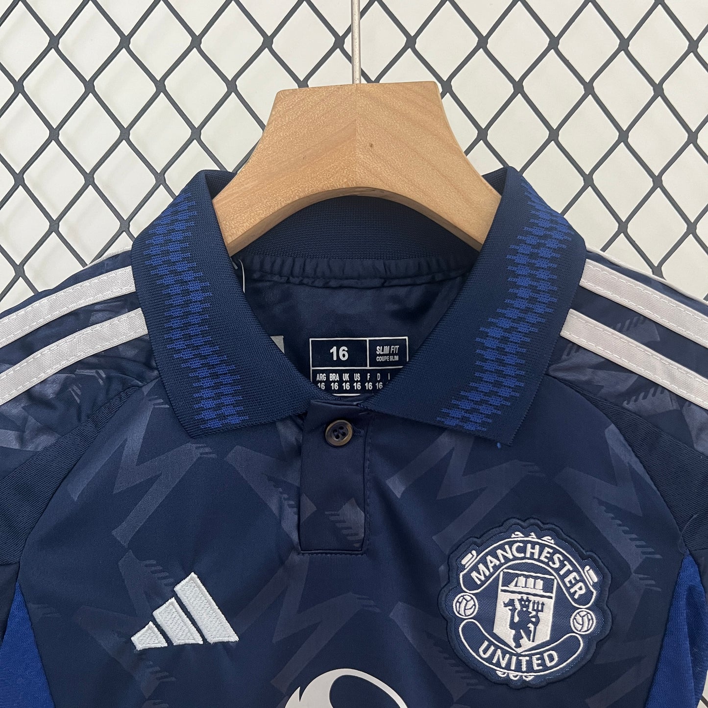 24/25 Kids Manchester United Away Kit