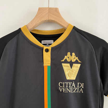 23/24 Kids Venice Home Kit