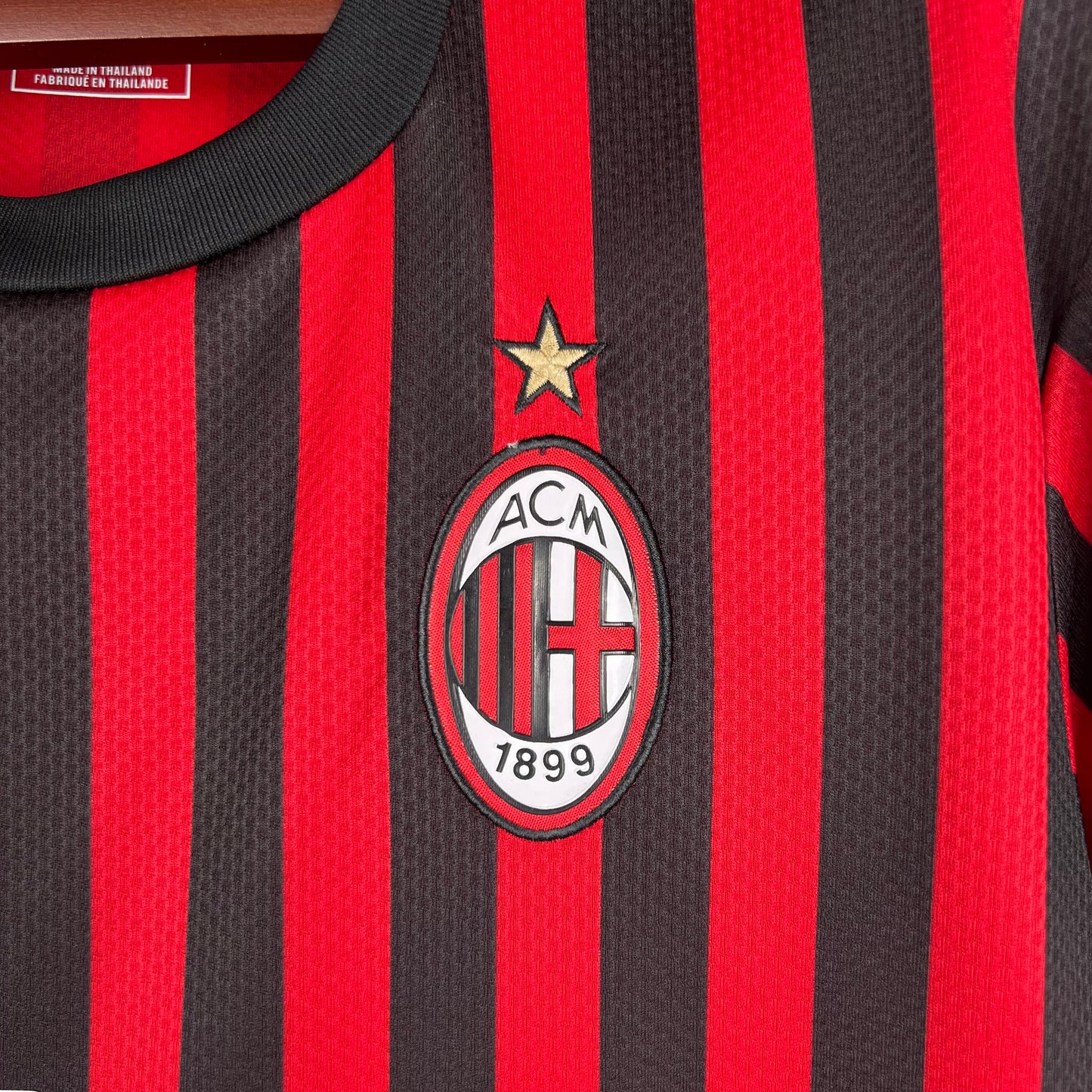 Retro AC Milan 19/20 Home Kit