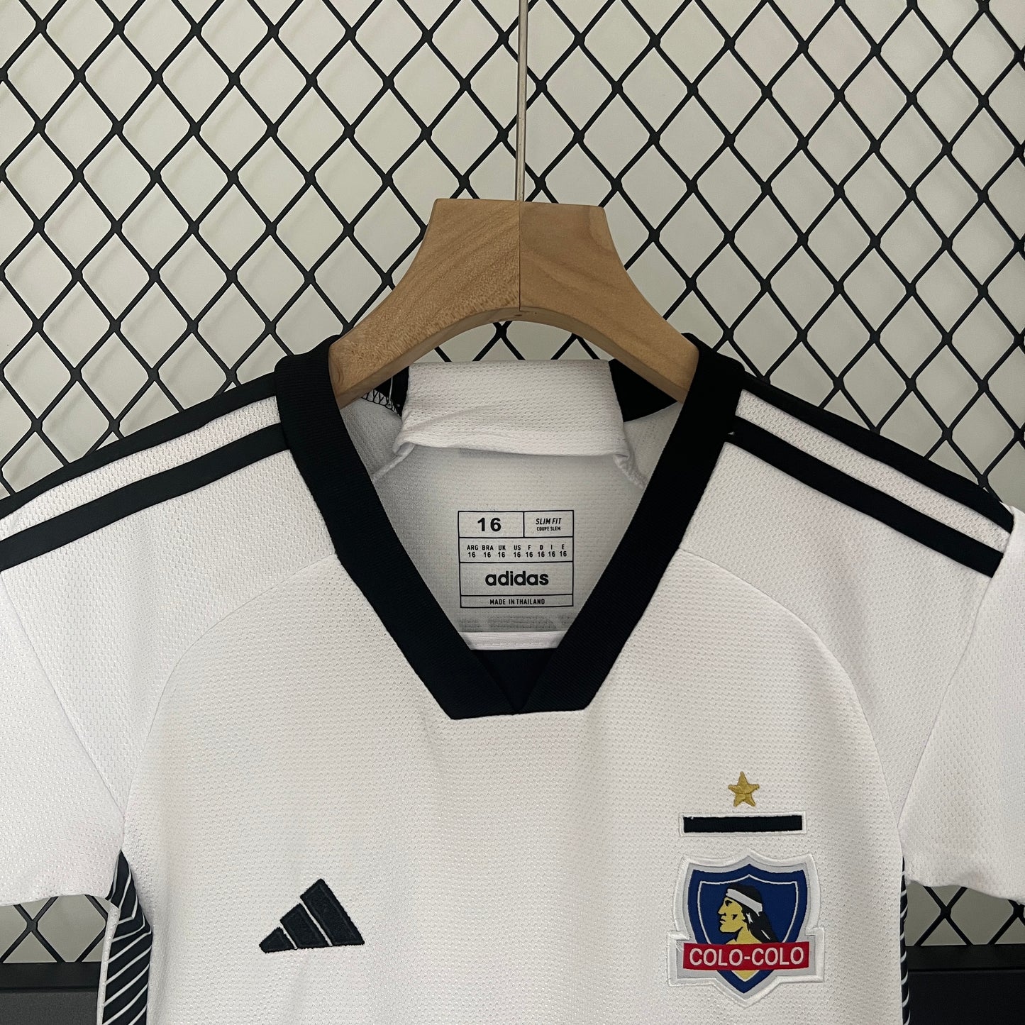 24/25 Kids Colo Colo Home Kit