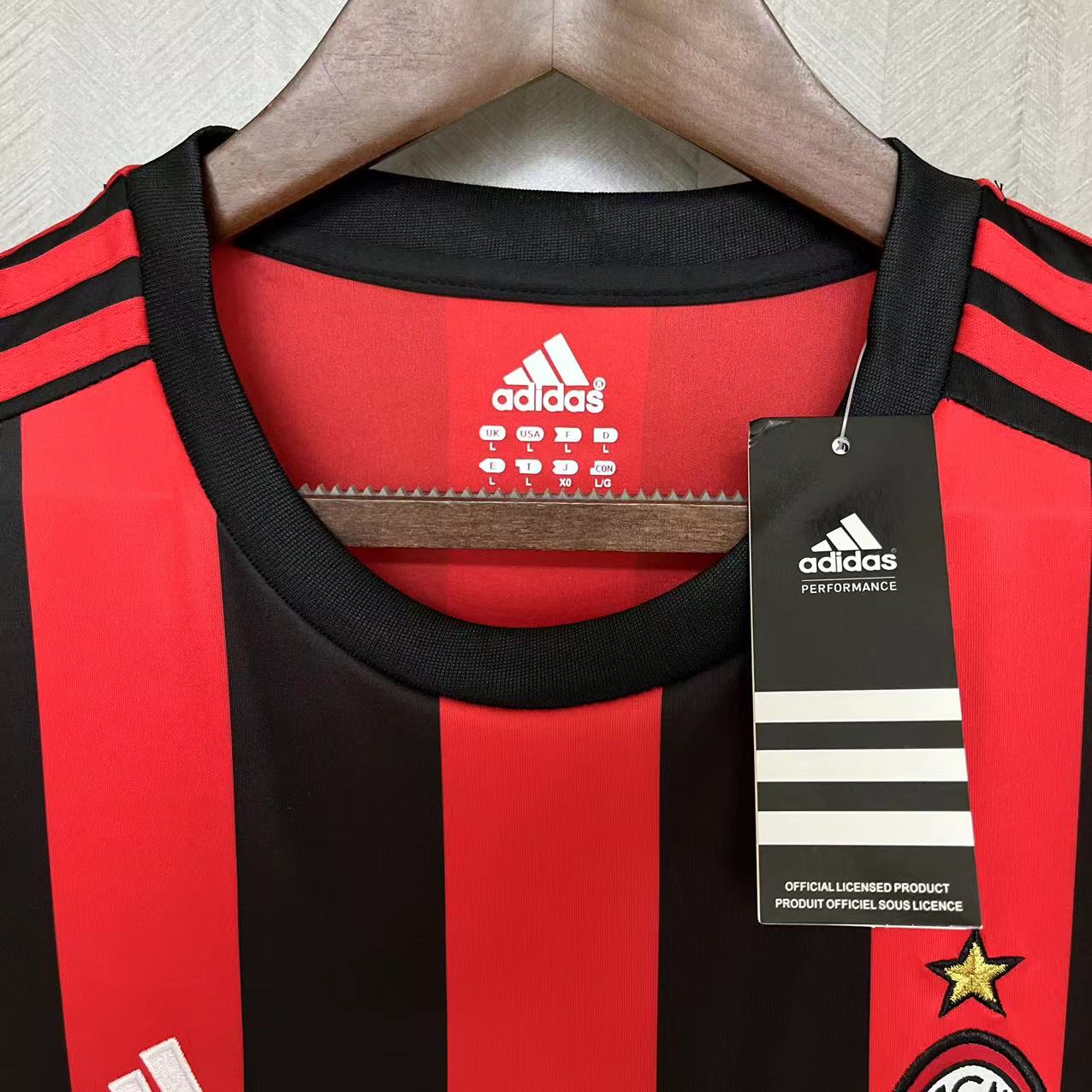 Retro AC Milan 2017-18 Home Jerseys Kit