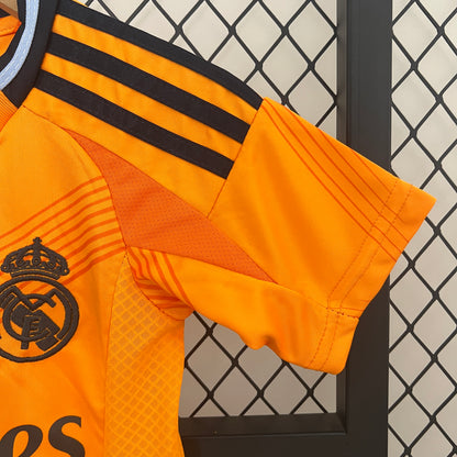 24/25 Kids Real Madrid Away Kit