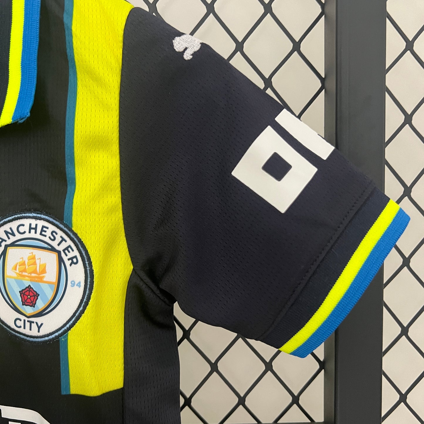 24/25 Kids Manchester City Away Kit