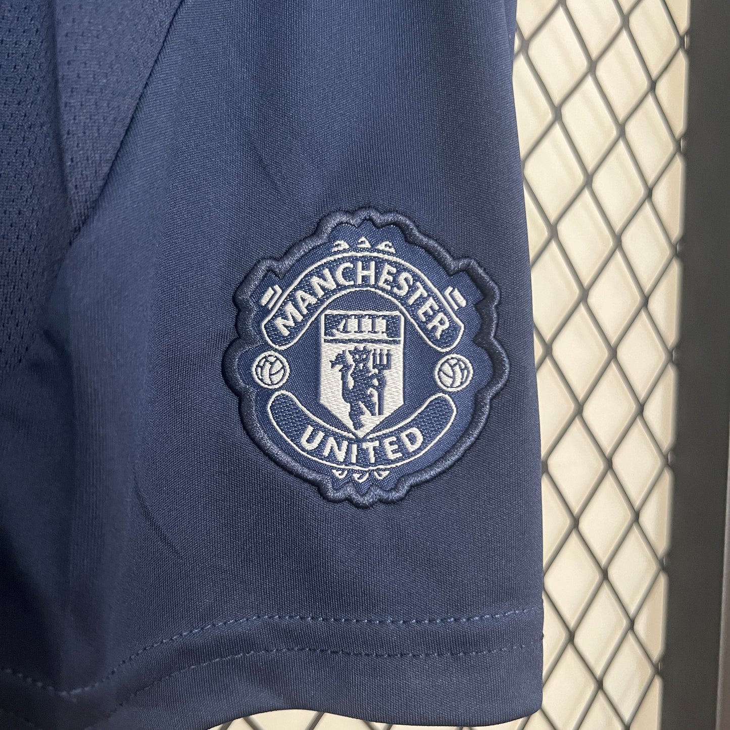 24/25 Kids Manchester United Away Kit