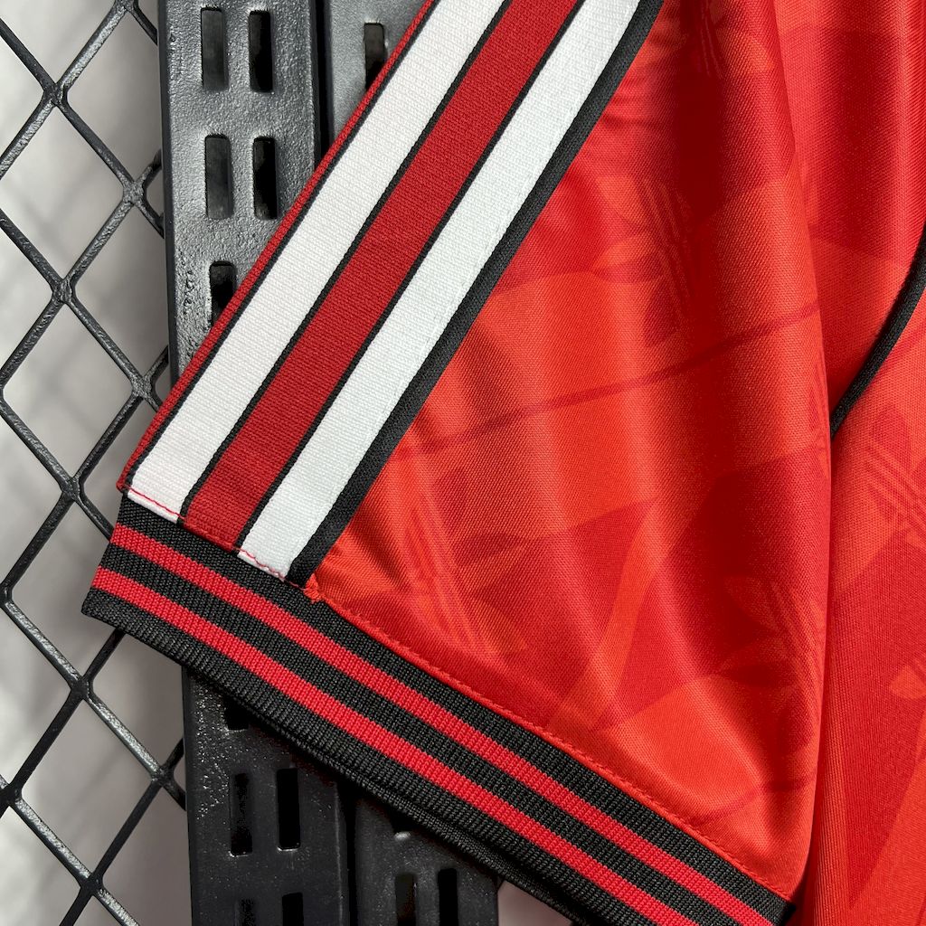 Flamengo 2024/25 Lifestyler Retro Jersey