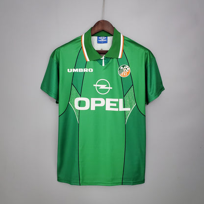 Retro Ireland 94/96 Home Kit