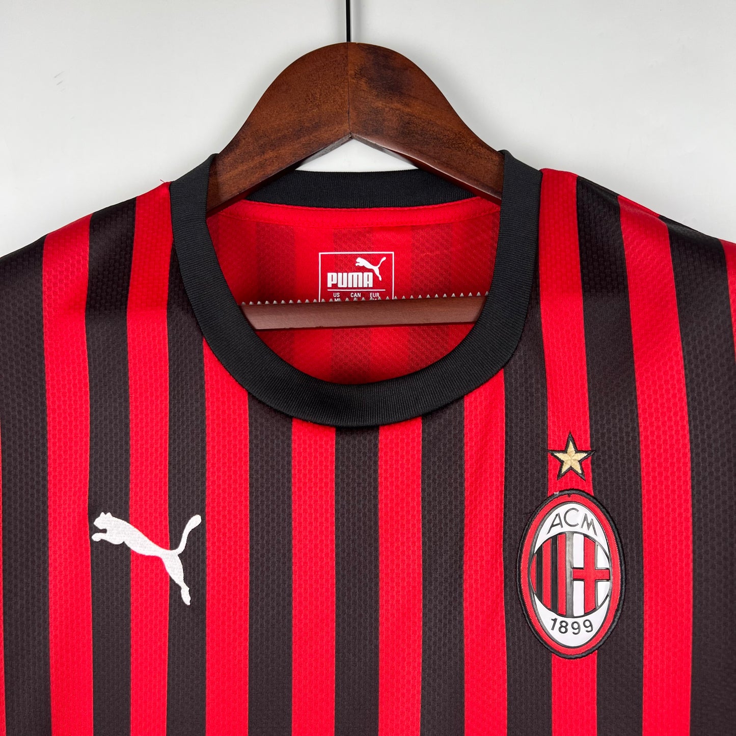 Retro AC Milan 19/20 Home Kit