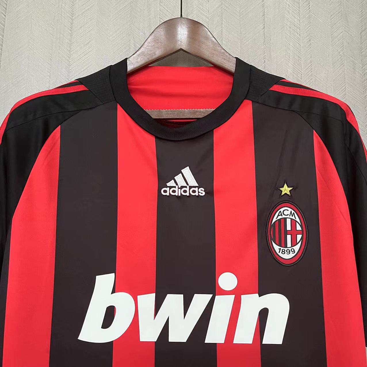 Retro AC Milan 2008-09 Home Jerseys Kit