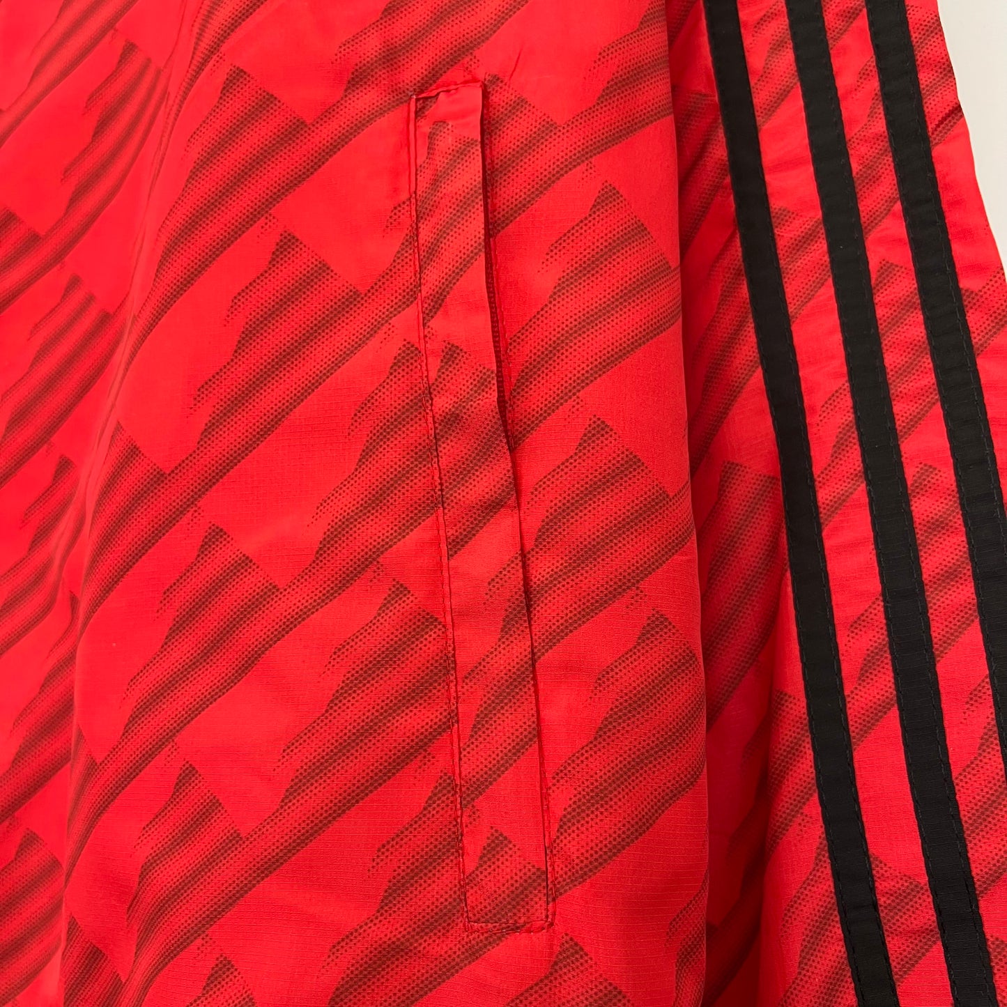 23/24 Windbreaker Flamengo Red Kit