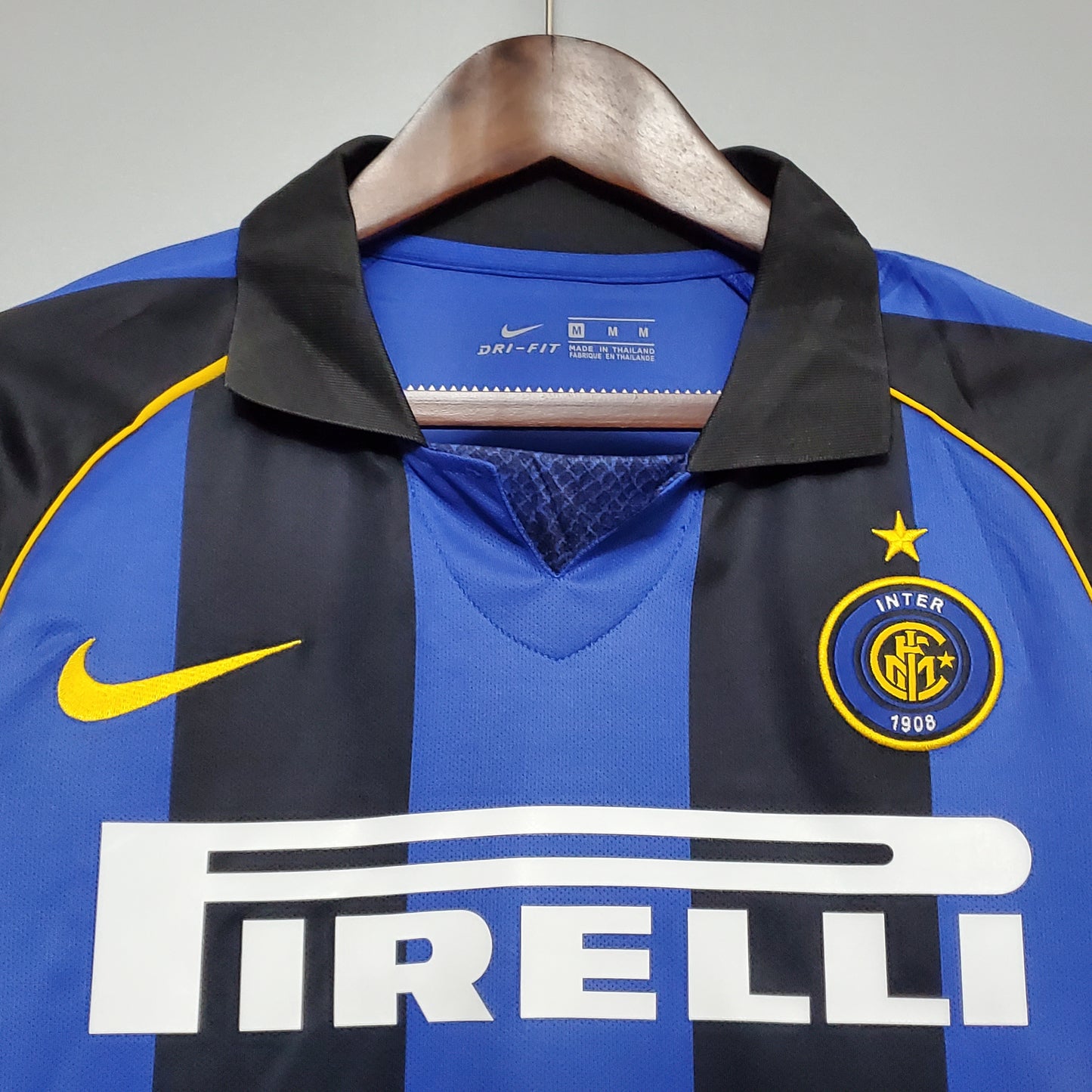 Retro Inter Milan 02/03 Home Kit