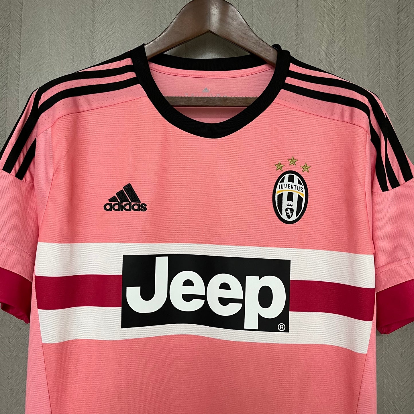 Maglie storiche da trasferta della Juventus 2015-16 