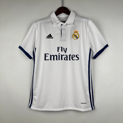 Retro Real Madrid 16/17 Home Kit