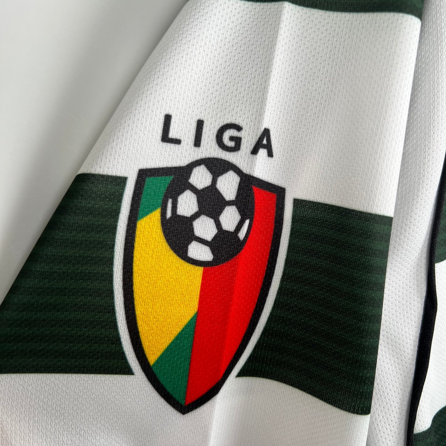 Retro Long Sleeve Sporting Lisbon 01/03 Home Kit