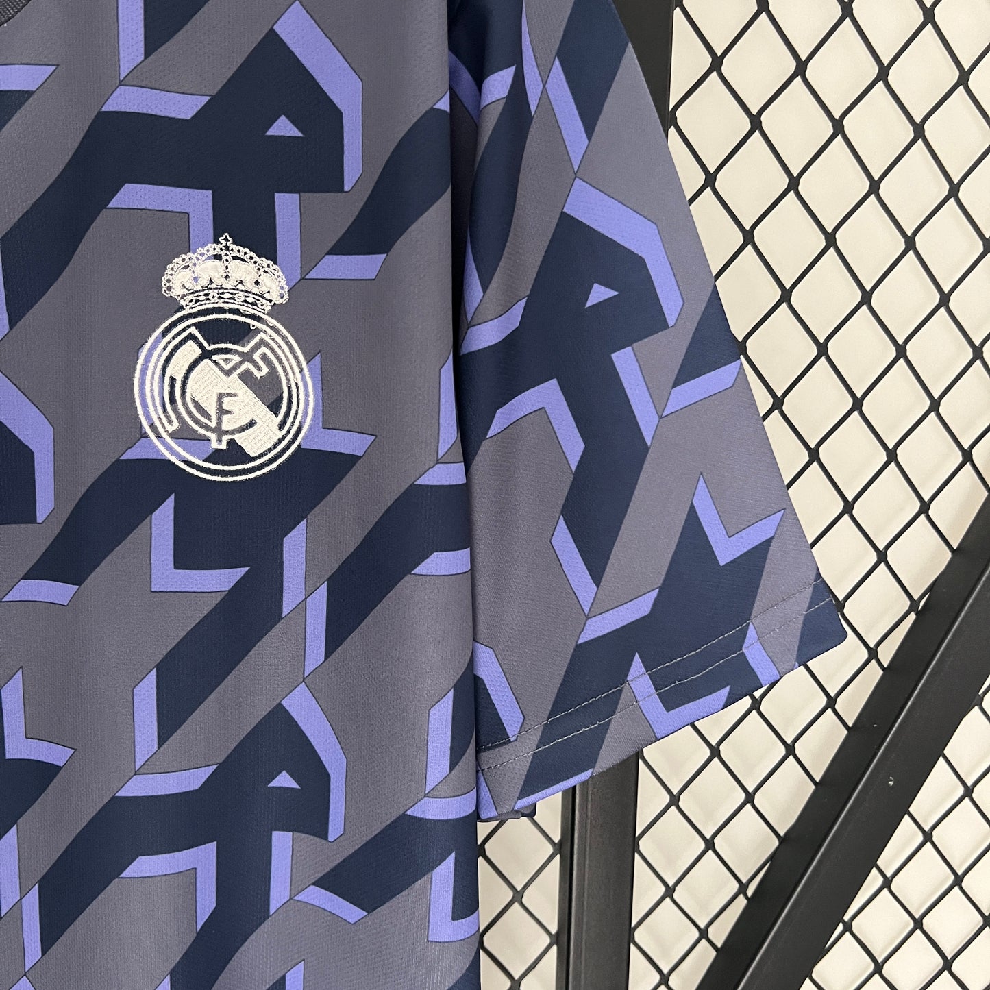 24/25 Real Madrid Training Uniform Kit