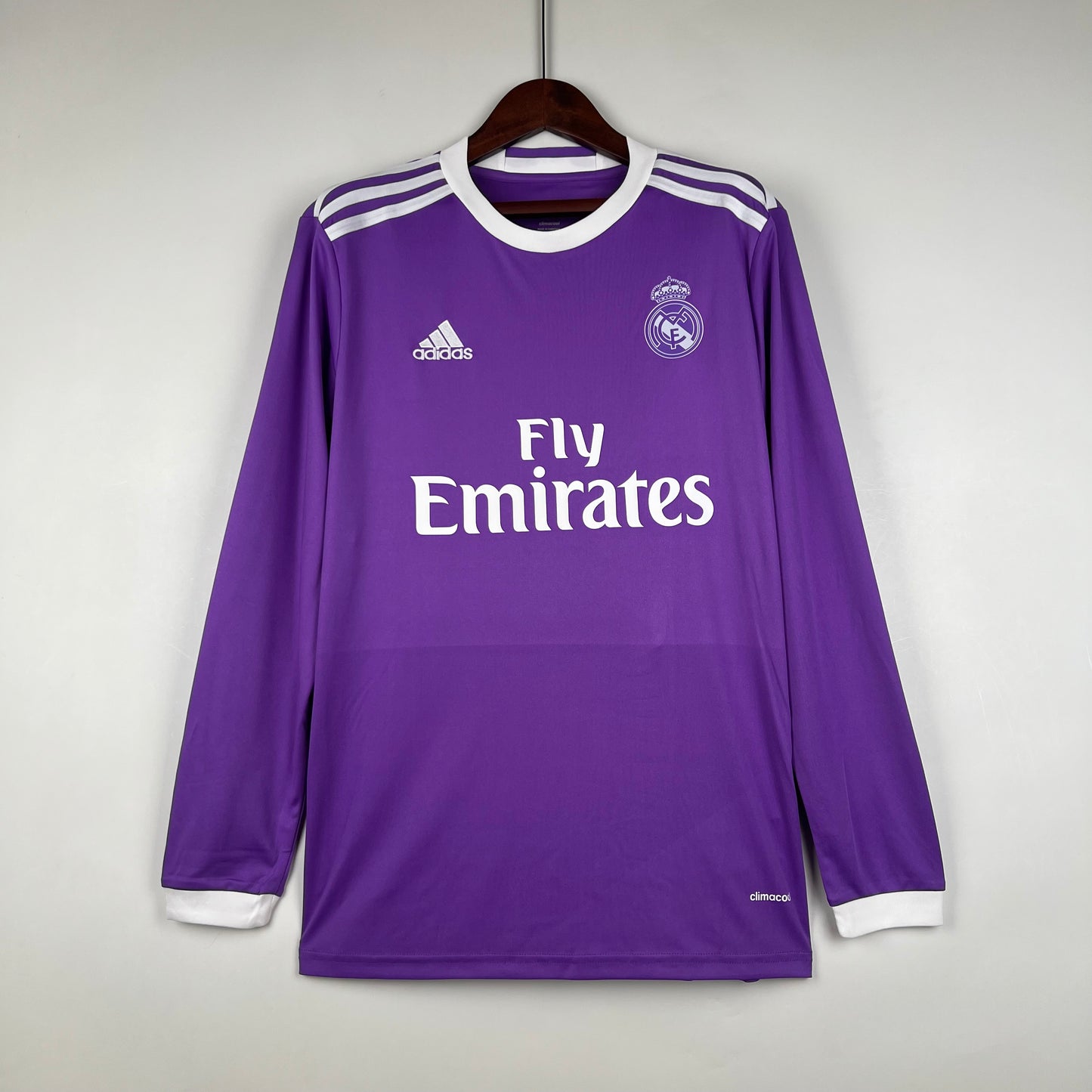 Retro Long Sleeve Real Madrid 16/17 Away Kit