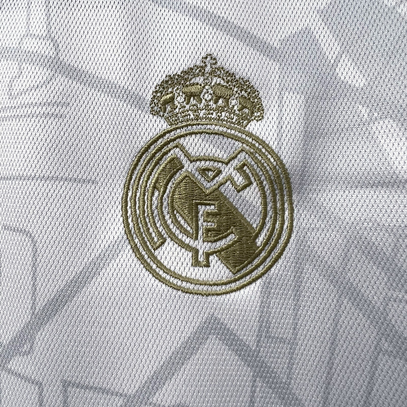 23/24 Real Madrid Platinum Edition Kit