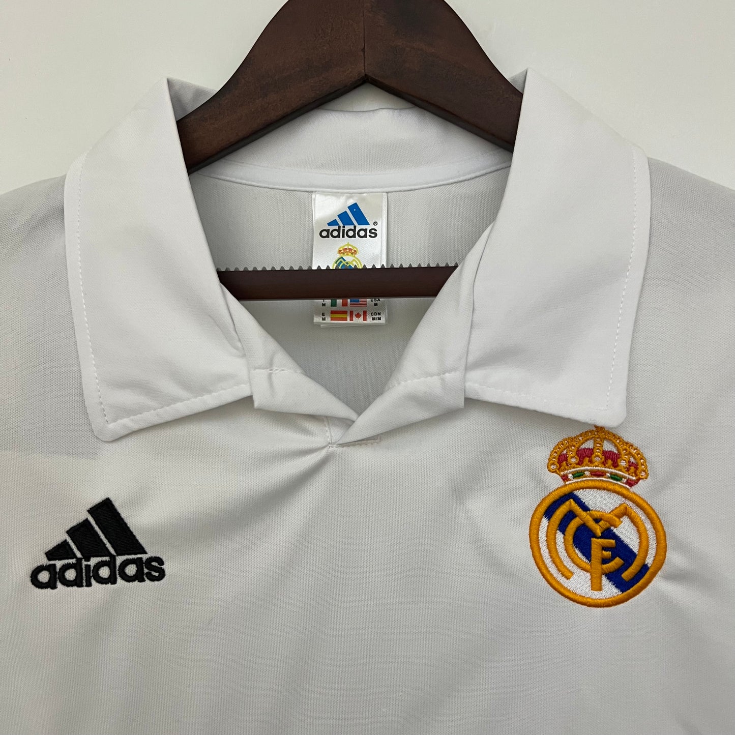 Retro Real Madrid 02/03 Home Kit