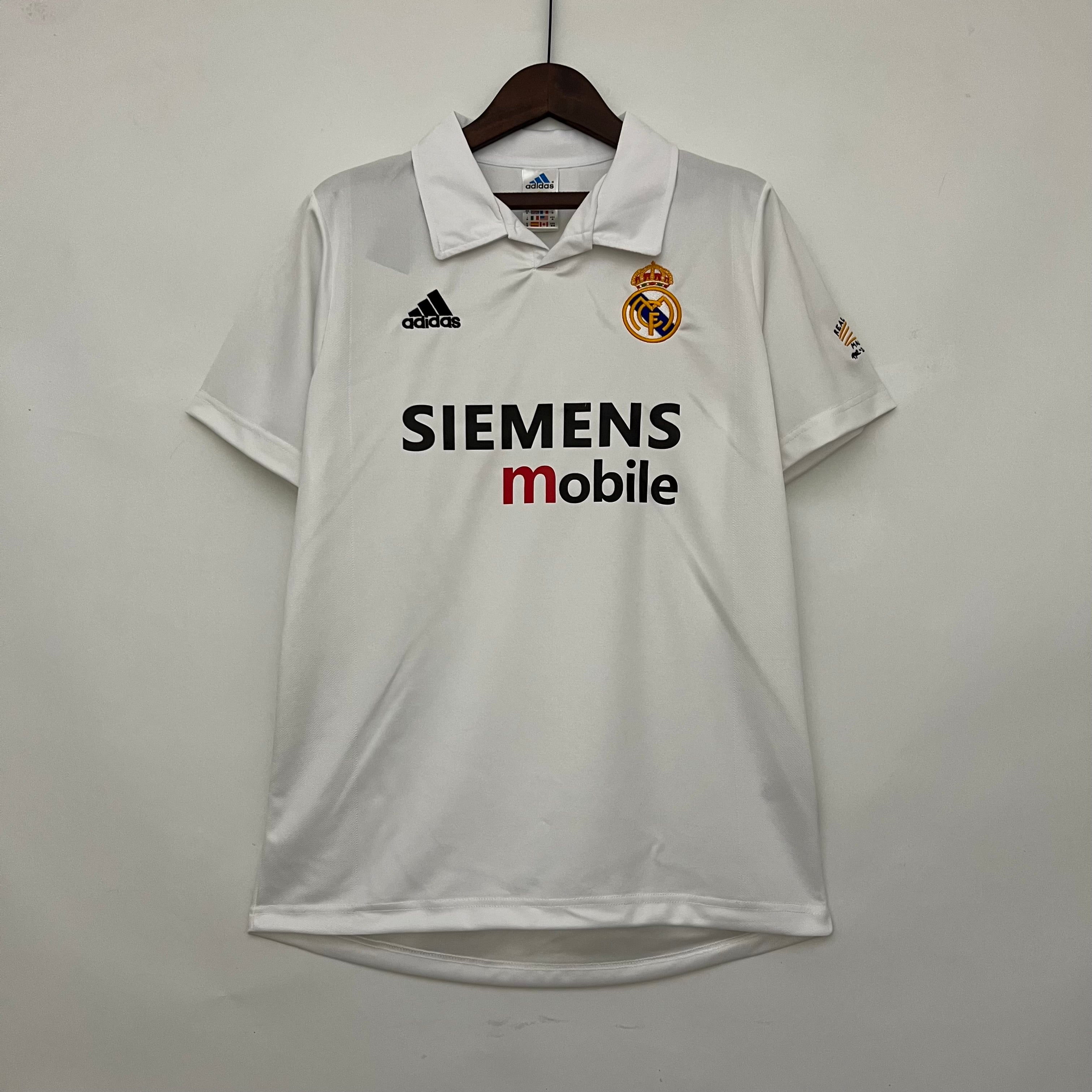 Real madrid best sale siemens kit