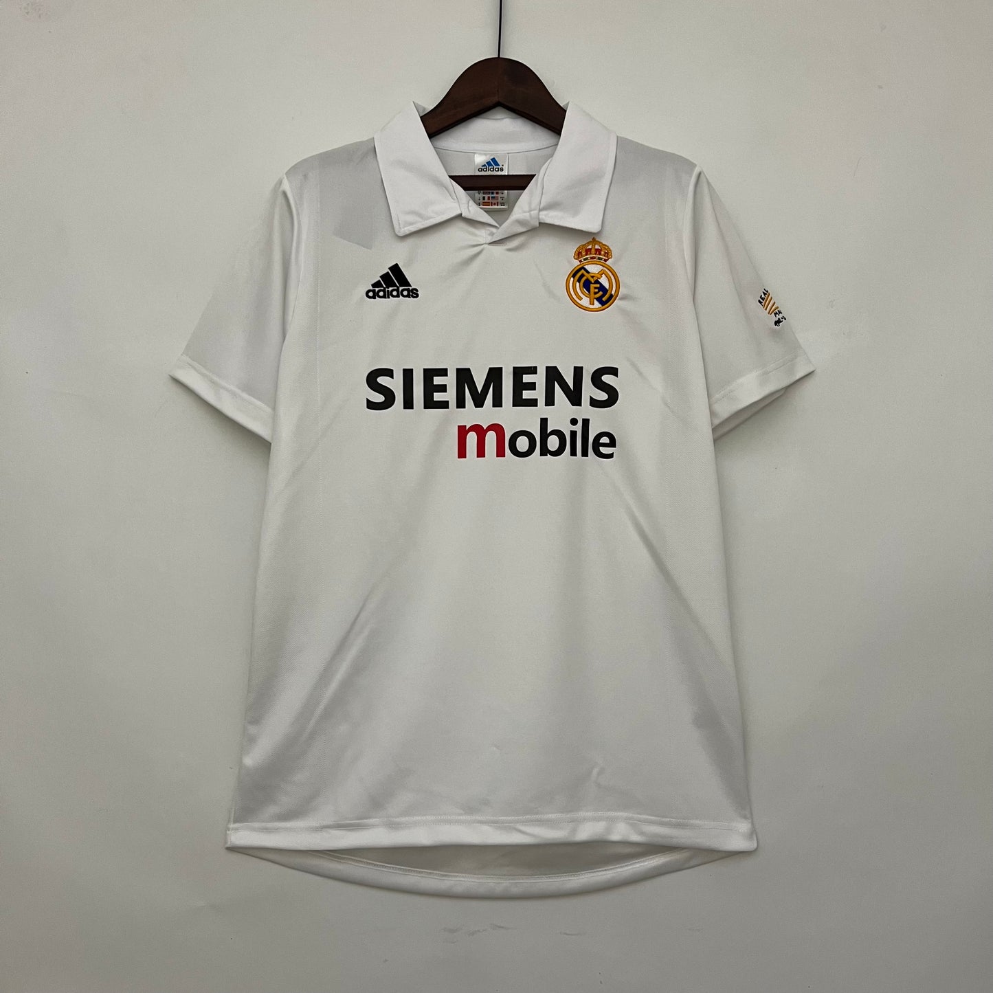 Retro Real Madrid 02/03 Home Kit