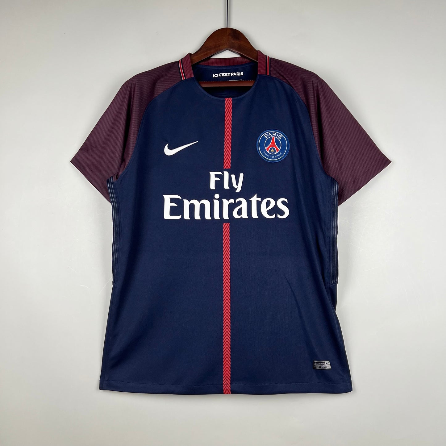 Retro PSG 17/18 Home Kit