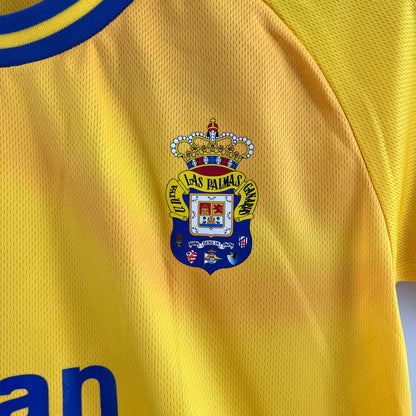 23/24 Kids Las Palmas Home Kit