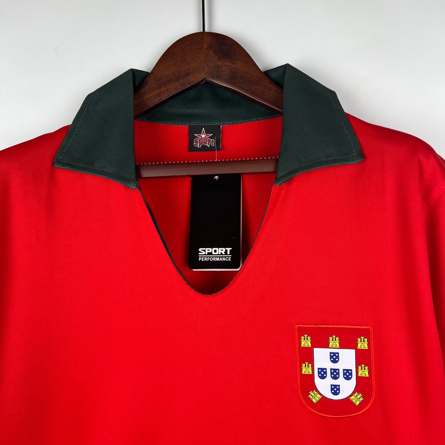 Retro Portugal 1972 Home Kit