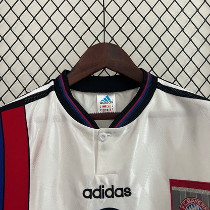 Retro Bayern Munich 96/98 Away Kit