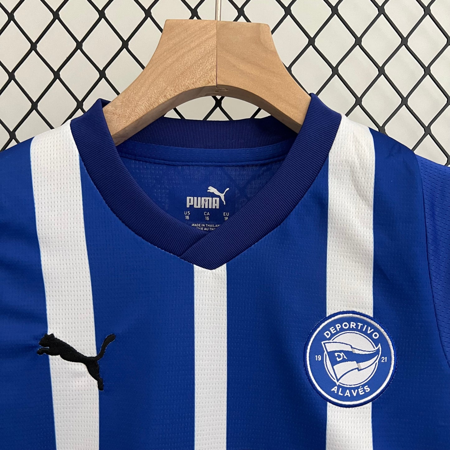 23/24 Alaves Home Kit - Kids Tshirt