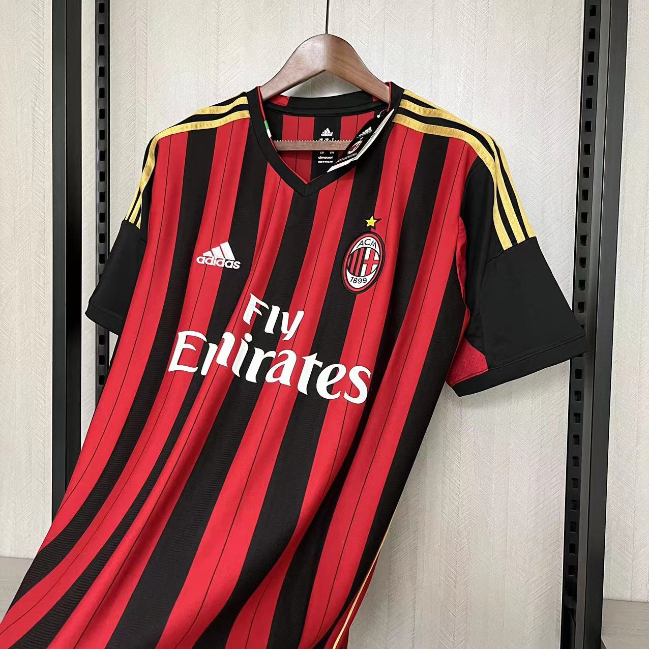 Retro AC Milan 2013-14 Home Jerseys Kit