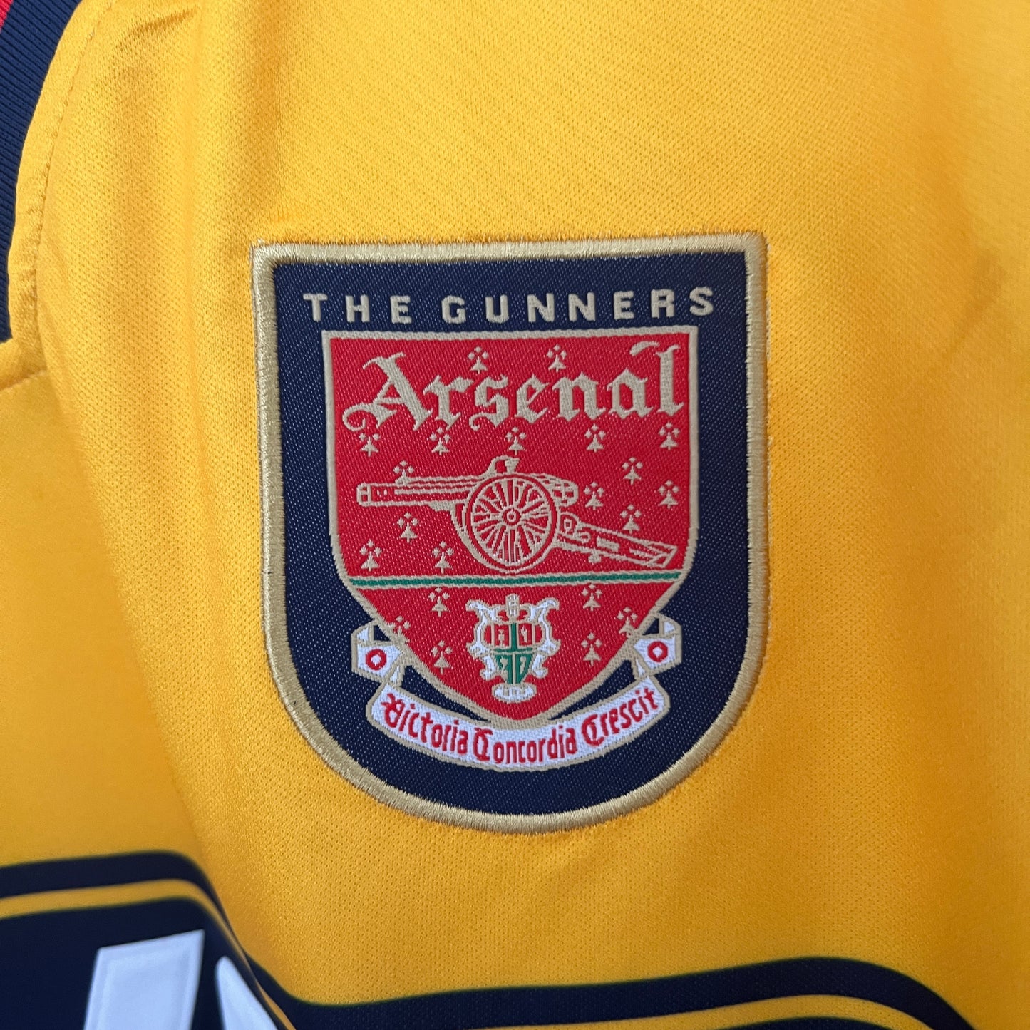 Retro Arsenal 97/99 Away Kit