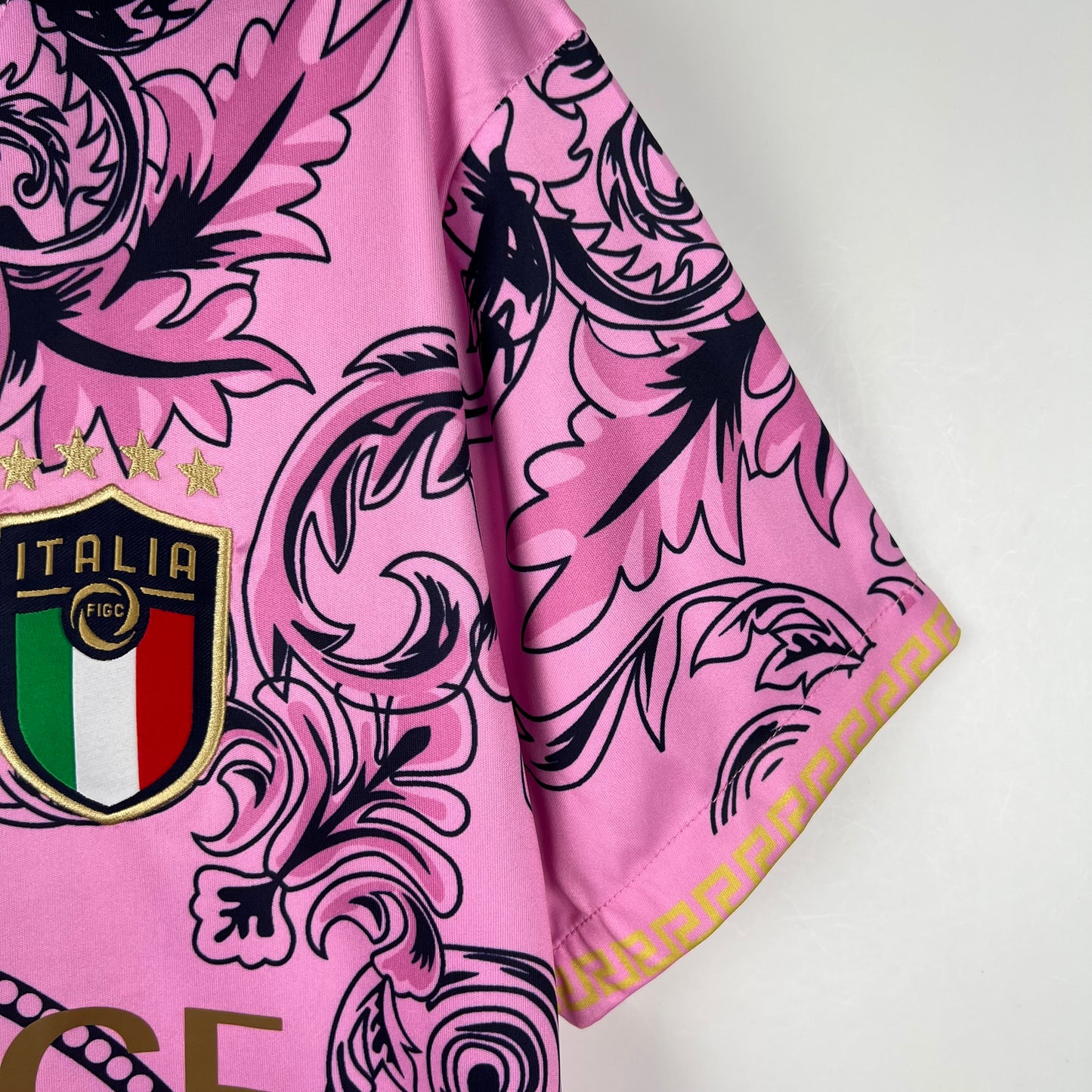 Kit Italia X Versace 23/24 rosa 