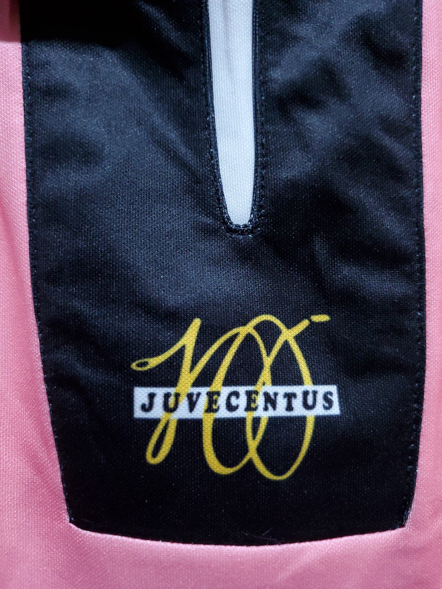 Retro Juventus 98/99 Away Kit