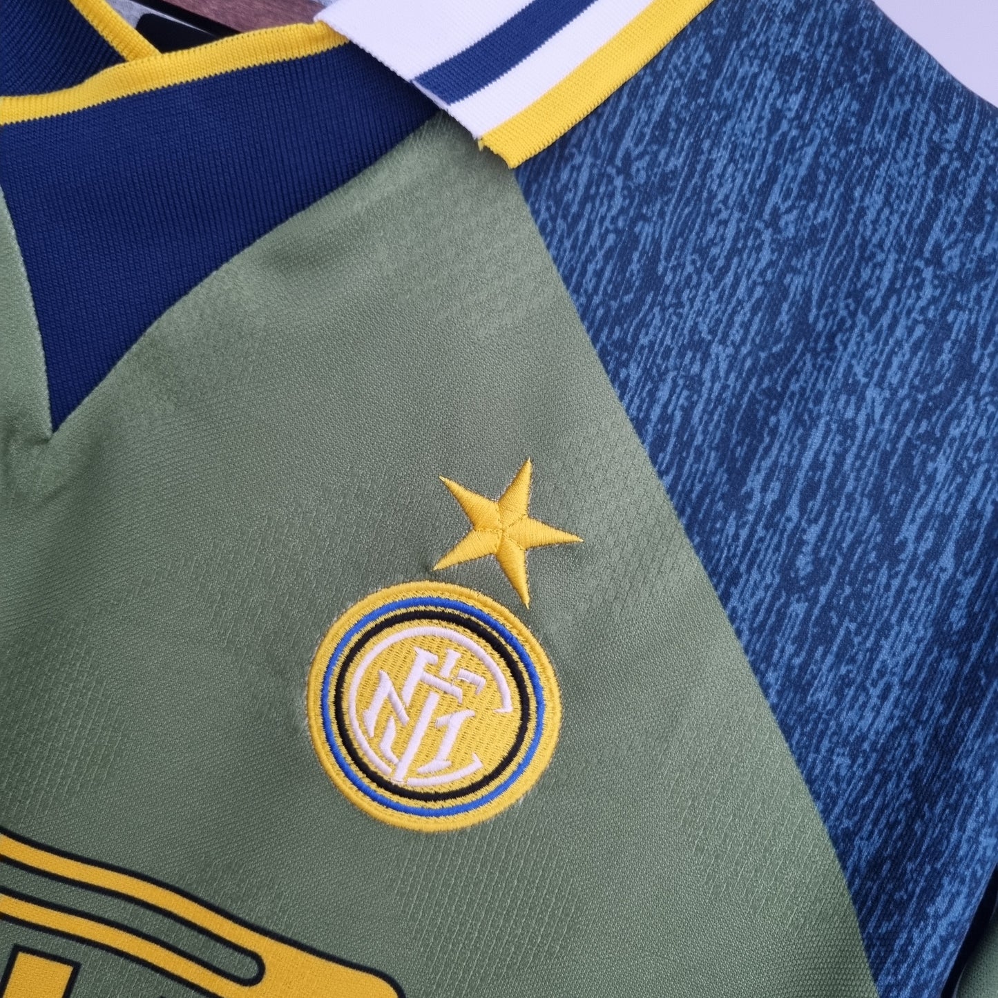 Maglia retrò da trasferta dell'Inter 95/96 