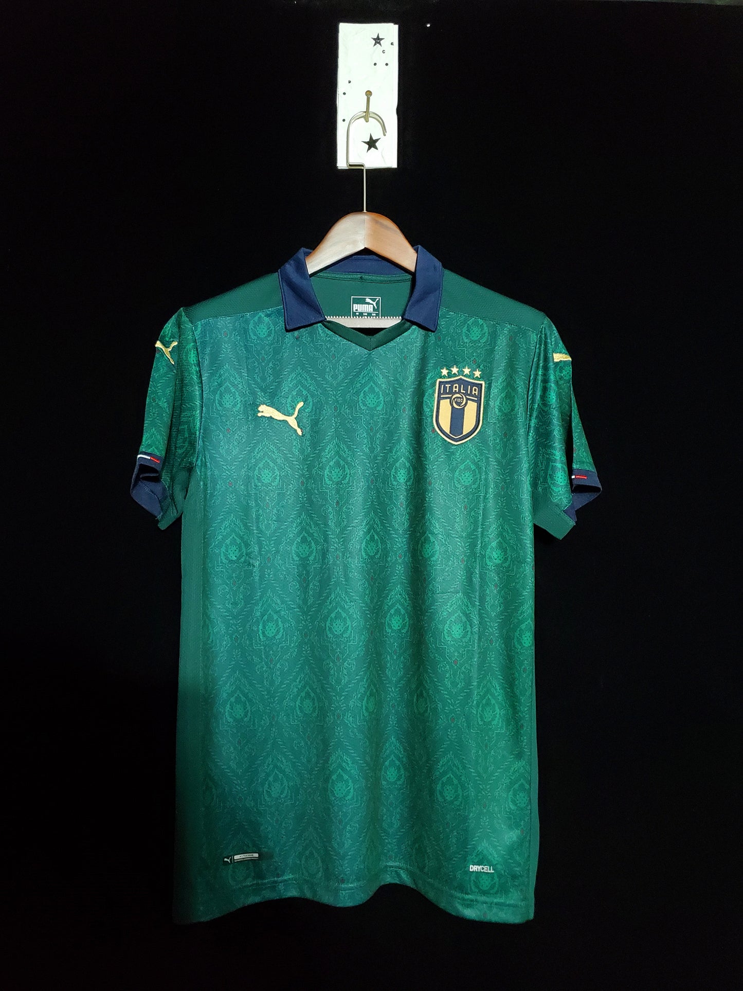 Retro Italy 20-21 Third Kit