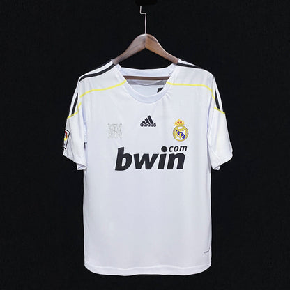 Retro 09/10 Real Madrid Home Kit