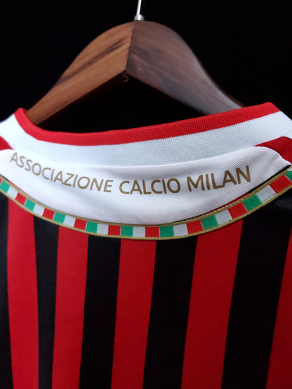 Divisa Home retrò dell'AC Milan 11/12 