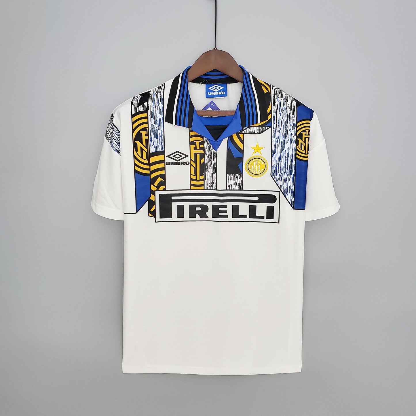 Maglia retrò da trasferta dell'Inter 96/97 