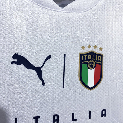 Retro 20/21 Italy Away Kit